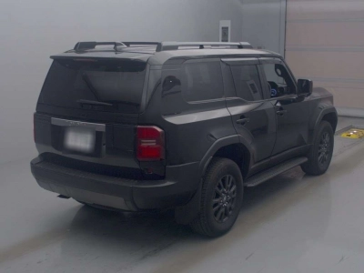 TOYOTA LAND CRUISER 250