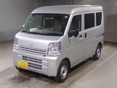 NISSAN CLIPPER VAN