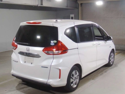 HONDA FREED + HYBRID