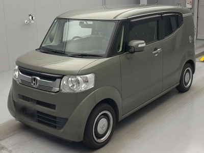 HONDA N-BOX SLASH