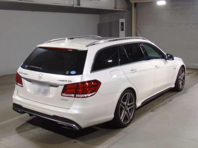 MERCEDES BENZ AMG E CLASS STATION WAGON