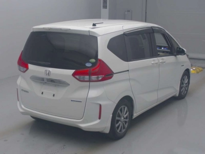 HONDA FREED HYBRID
