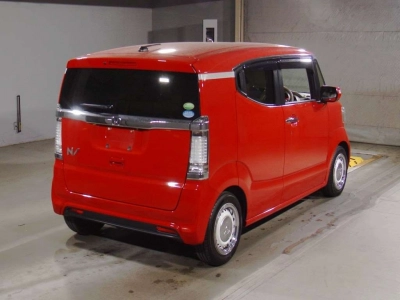 HONDA N-BOX SLASH