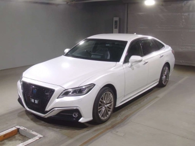 TOYOTA CROWN HYBRID