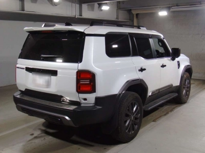 TOYOTA LAND CRUISER 250