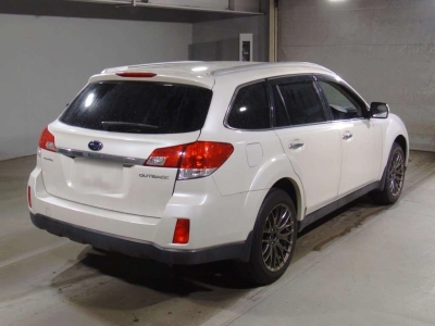 SUBARU OUTBACK