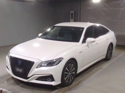 TOYOTA CROWN HYBRID