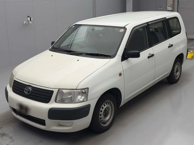 TOYOTA SUCCEED VAN