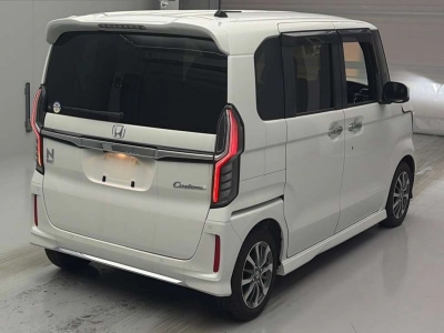 HONDA N BOX CUSTOM