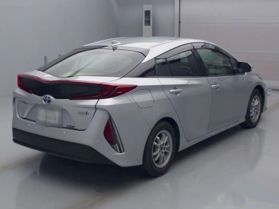 TOYOTA PRIUS PHV