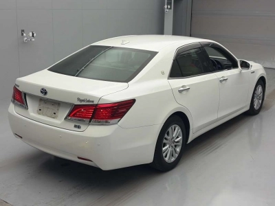 TOYOTA CROWN HYBRID