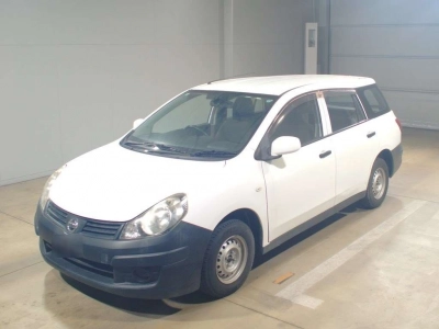 NISSAN AD VAN