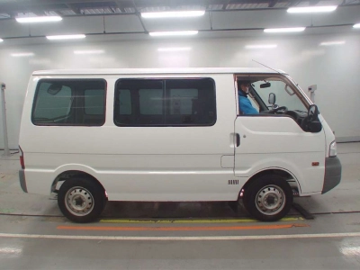 MAZDA BONGO VAN