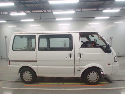 MAZDA BONGO VAN