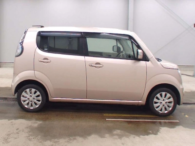 SUZUKI MRWAGON