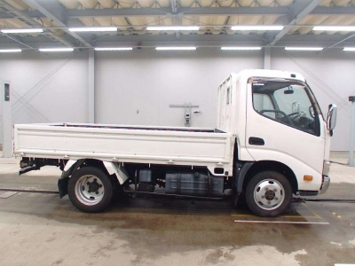 TOYOTA DYNA TRUCK