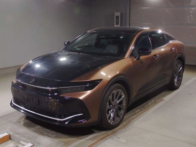TOYOTA CROWN CROSSOVER
