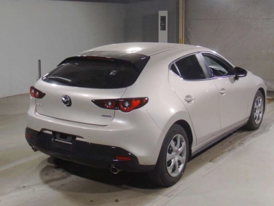 MAZDA MAZDA3 FASTBACK