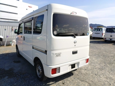 NISSAN NV100 CLIPPER