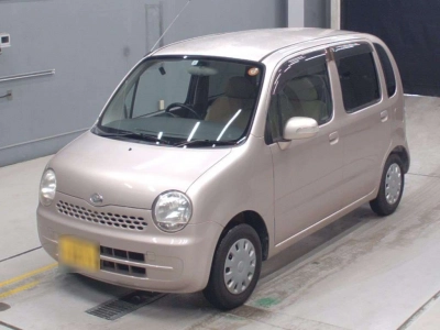DAIHATSU MOVE LATTE
