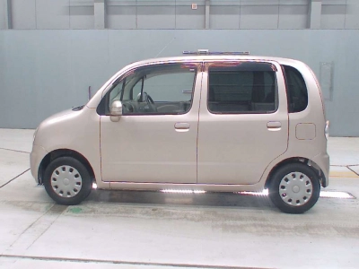DAIHATSU MOVE LATTE