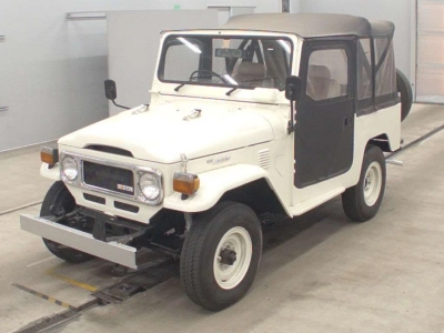 TOYOTA LAND CRUISER 40