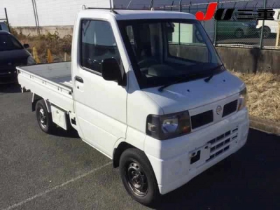 NISSAN CLIPPER TRUCK