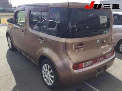 NISSAN CUBE