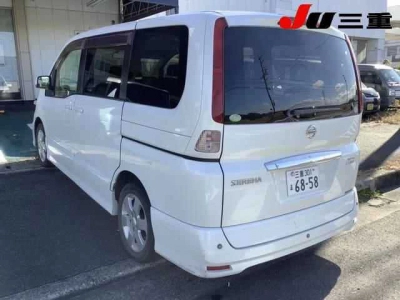 NISSAN SERENA