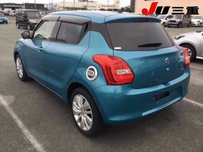 SUZUKI SWIFT