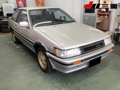 TOYOTA COROLLA LEVIN
