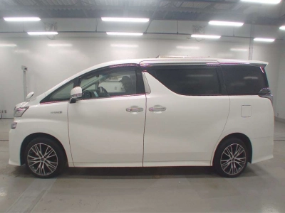 TOYOTA VELLFIRE HYBRID