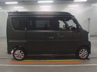 NISSAN NV100 CLIPPER RIO