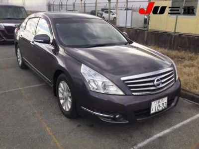 NISSAN TEANA