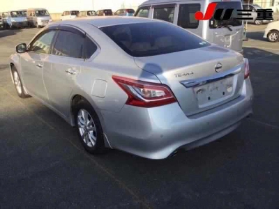 NISSAN TEANA
