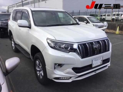 TOYOTA LAND CRUISER PRADO