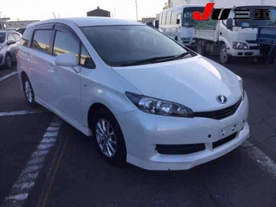 TOYOTA WISH