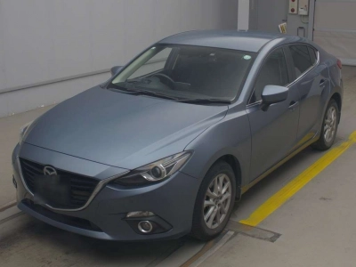 MAZDA AXELA HYBRID