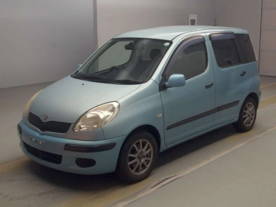 TOYOTA FUN CARGO