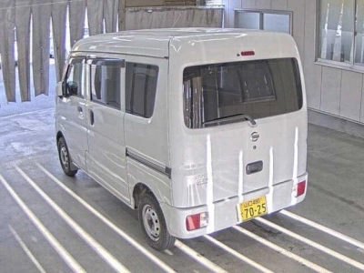 NISSAN NV100 CLIPPER