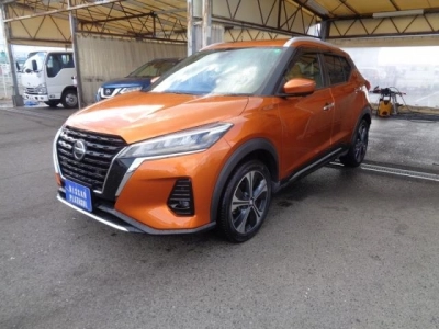 NISSAN KICKS