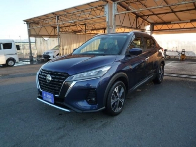 NISSAN KICKS
