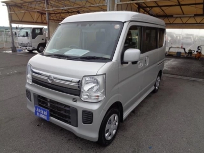 NISSAN NV100 CLIPPER RIO