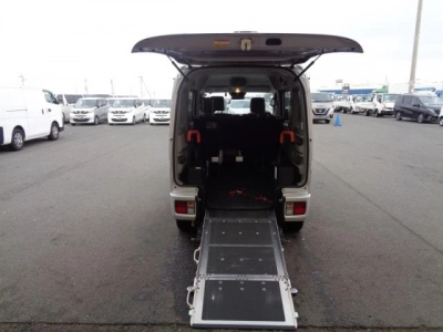 NISSAN NV100 CLIPPER RIO