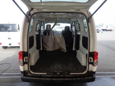 NISSAN NV200 VANETTE VAN