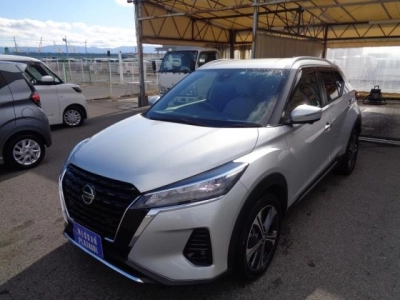 NISSAN KICKS