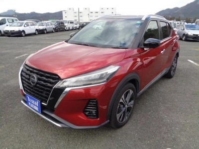NISSAN KICKS