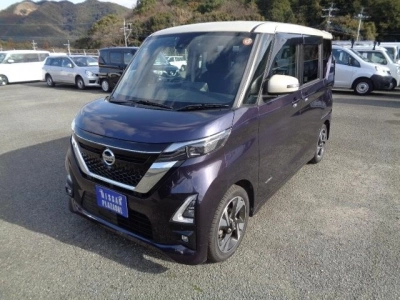 NISSAN ROOX