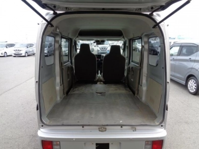 NISSAN NV100 CLIPPER