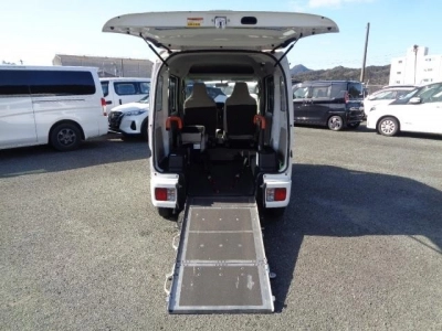 NISSAN NV100 CLIPPER